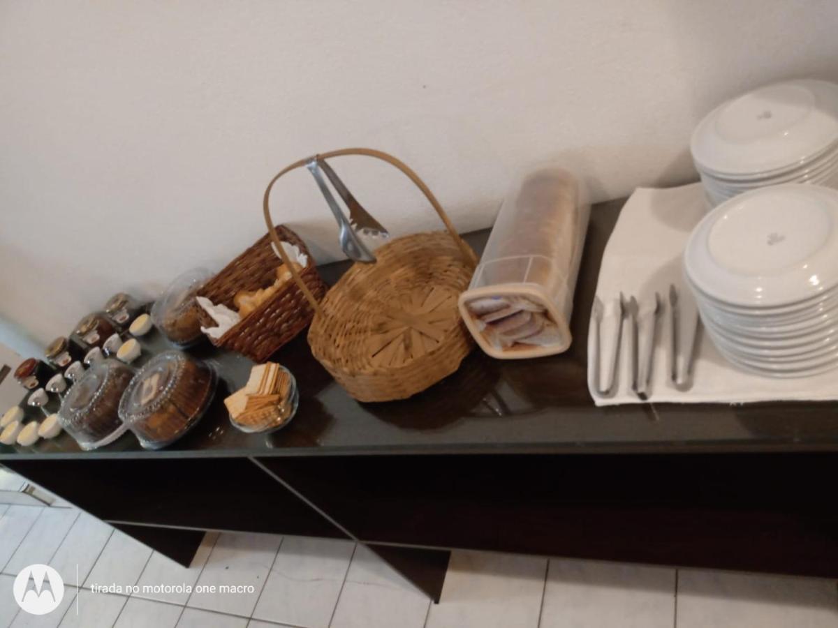 Hotel Pousada Da Praca Жабоатао дос Гуарарапис Екстериор снимка